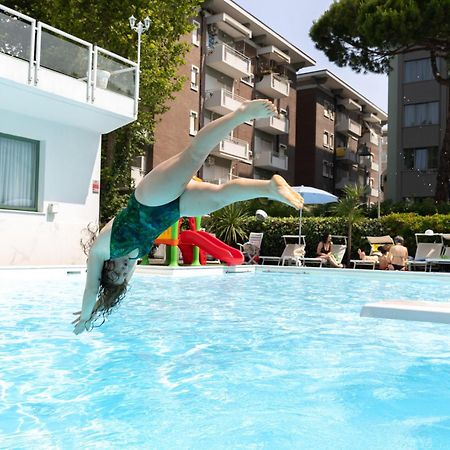 Nautilus Hotel Family All Inclusive Bellaria-Igea Marina Exterior foto